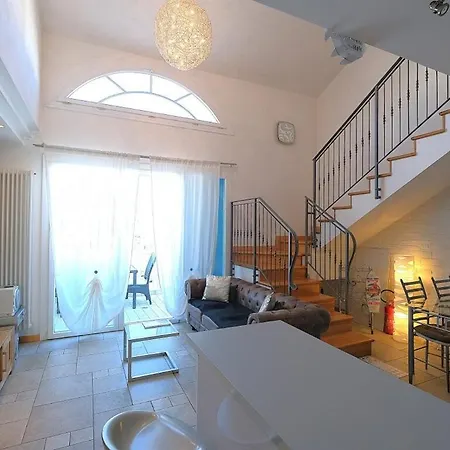 Duplex 3 2 Bagni Piazza Drago リド・ディ・イエゾロ