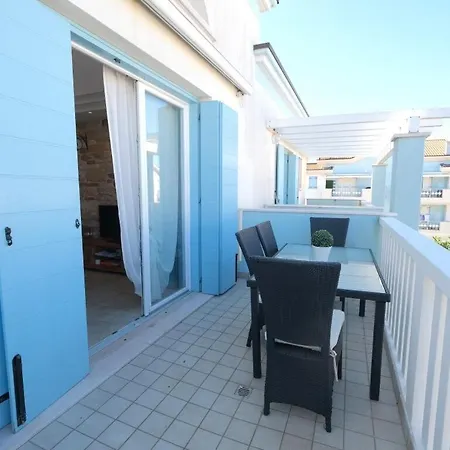 Duplex 3 2 Bagni Piazza Drago アパート リド・ディ・イエゾロ